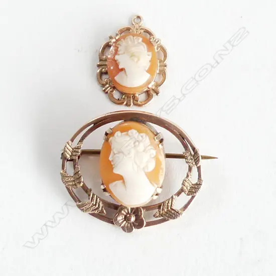  9CT GOLD SHELL CAMEO BROOCH WITH L CAMEO PENDANT 5GMS