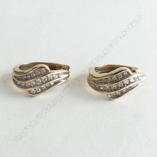 PR GOLD & DIAMOND EARRINGS 5.9 gms