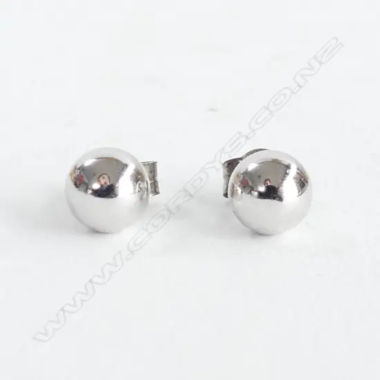 PR 9CT WHITE GOLD BALL STUD EARRINGS 