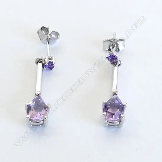 PR 9CT WHITE GOLD & AMETHYST DROP EARRINGS, 1.6GMS, NEW 