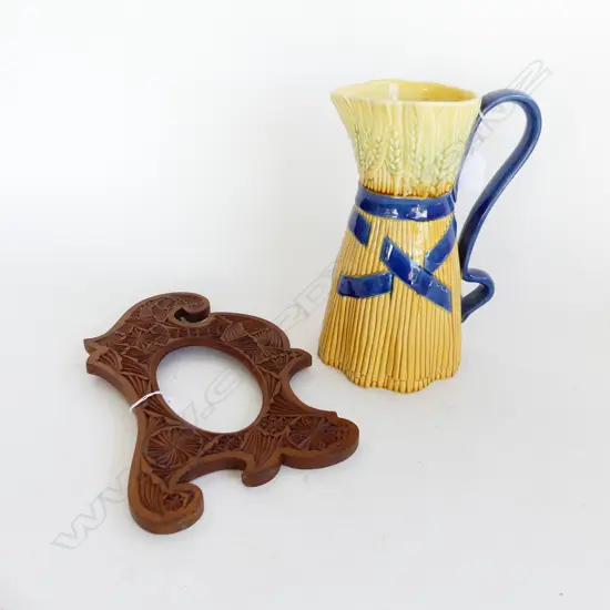 PORTUGESE WHEAT JUG H.260mm + CHIP CARVED FRAME 310x205mm