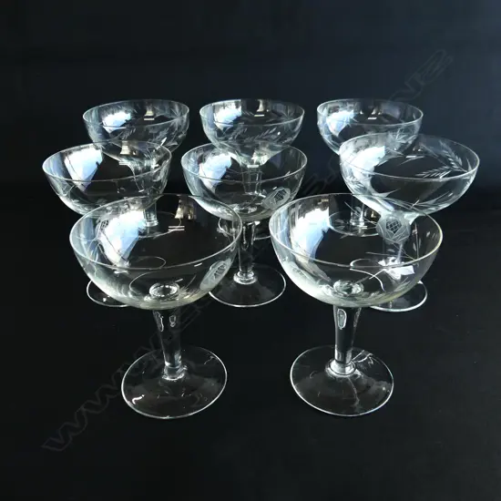 8 CHAMPAGNE COUPES (4 HOLLOW STEM) H.115mm