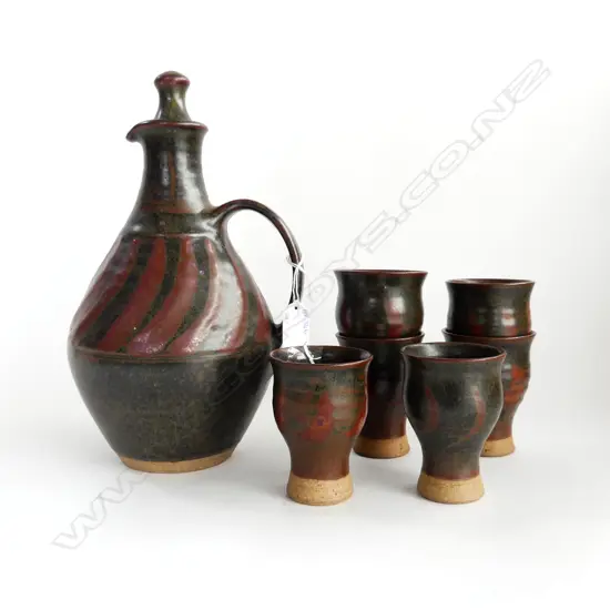 LG SIMON ENGELHARDT WINE DECANTER WITH 6 YONOMI SET