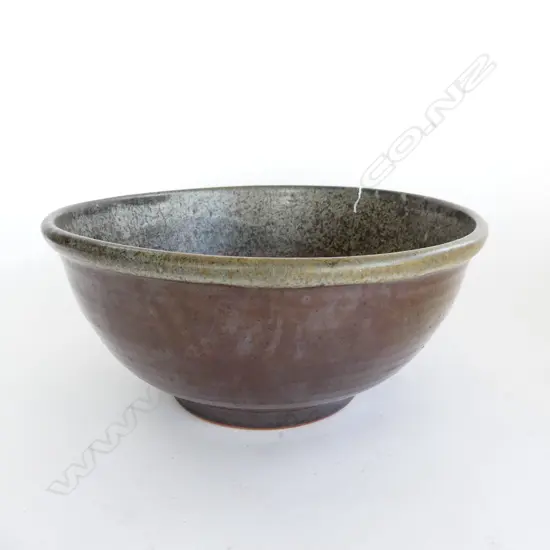 LG STUDIO POTTERY BOWL 380mm dia H.170mm