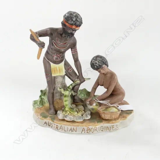AUSTRALIAN ABORIGINES FIGURINE BY BOYDS AUSTRALIA