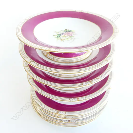 11 PCE VICTORIAN DESSERT SET; 7 PLATES, 4 COMPORTS, MAROON BORDER 225mm dia