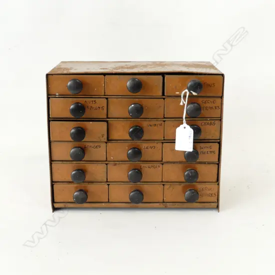 SM METAL TOOL BOX (FOR NUTS & BOLTS ETC) 235 X 200mm