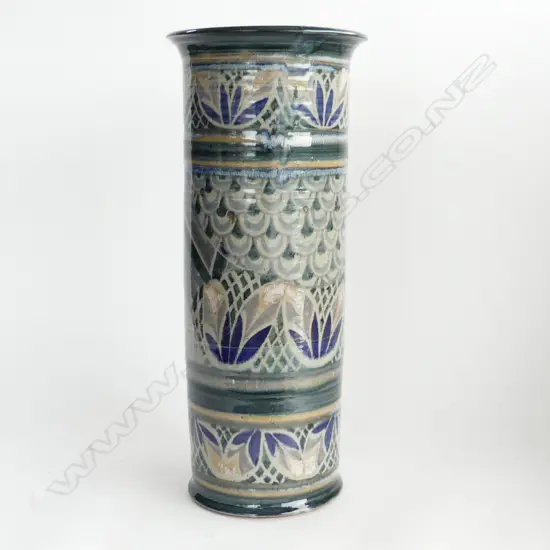 CERAMIC UMBRELLA STAND; RED BARN POTTERY KERIKERI H.480mm