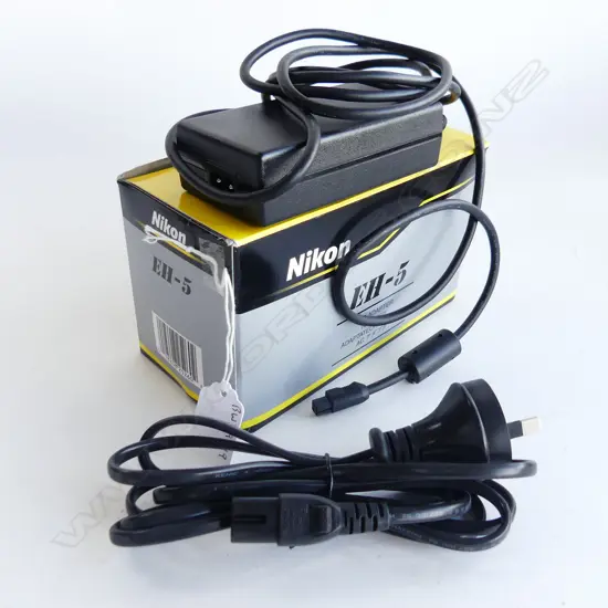 NIKON EH-5 AC ADAPTER w. INSTRUCTIONS IN ORIG. BOX