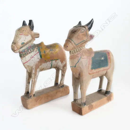 PR VINTAGE PAINTED WOODEN NANDI BULL FIGURES, H.225mm