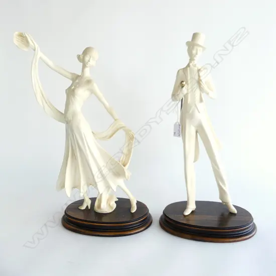PR ITALIAN RESIN 1920s STYLE DANCING FIGURES H.440mm
