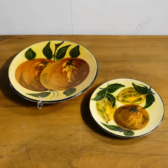 PR VINTAGE GRADUATING ITALIAN WALL PLAQUES - DIA 315, 235mm