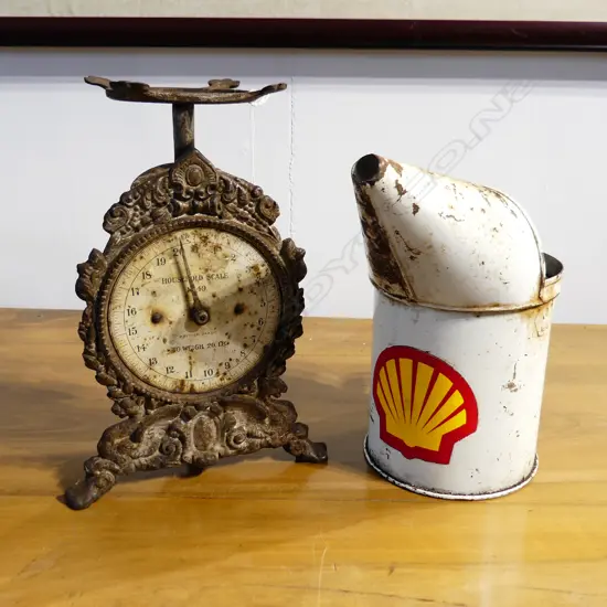 ANTIQUE KITCHEN SCALES H.295mm + SHELL OIL CAN
