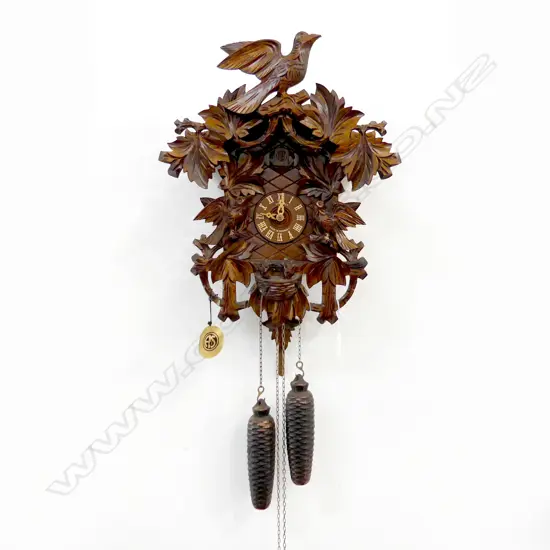 BLACK FOREST CUCKOO CLOCK .