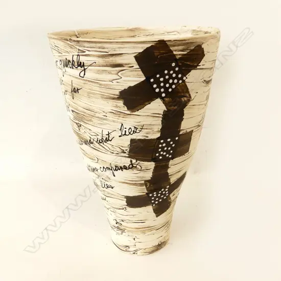 ROYCE MCGLASHEN 'MESSAGE VASE' H. 355 / 235mm dia