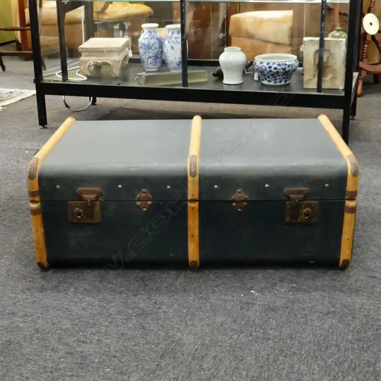 STEAMER TRUNK SUITCASE 840x520x315mm
