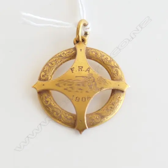 15CT GOLD FRENCH CHALLENGE SHIELD BADGE PENDANT 1905 10.07GMS