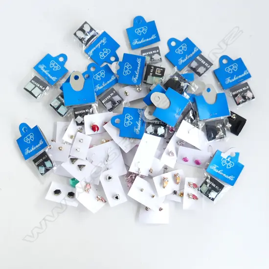 BAG ASST. COSTUME EARRINGS