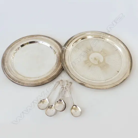 2 SILVER PLATE TRAYS, DIA. 285, 325mm & 6 EP DESSERT SPOONS