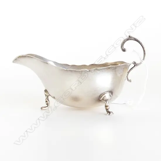 STG SILVER SAUCE BOAT, B'HAM 1939 79 GRAMS