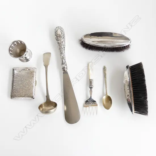 2 STG SILVER BRUSHES, STG HANDLED SHOE HORN + 5 PCES ASST. EP
