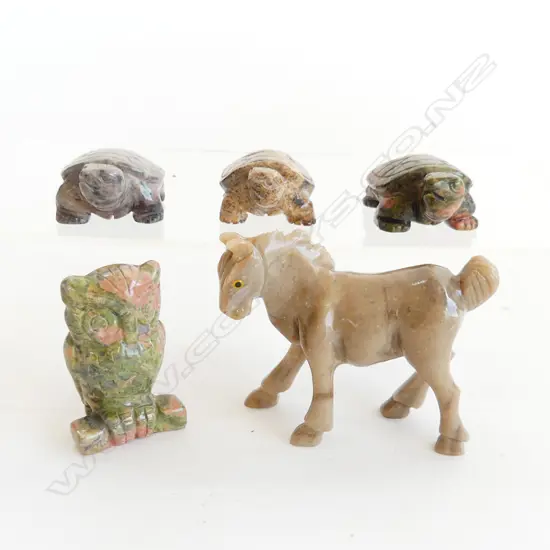 5 ASSORTED GEMSTONE CARVED ANIMALS, HORSE, TURTLES & OWL 