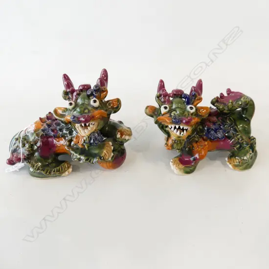 PAIR OF CHINESE FOO DOGS L. 170mm