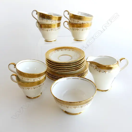 20 PCE AYNSLEY GILT TEA SET; 6 TRIOS, MILK JUG & SUGAR BOWL (1 CUP w. HAIRLINE)