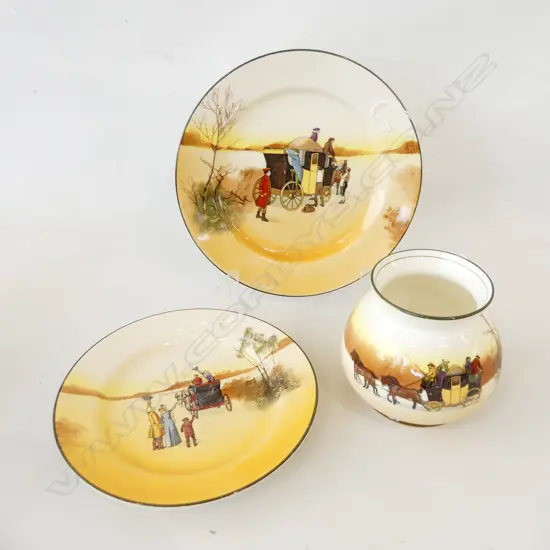 3PCS R/D COACHING PAT CHINA VASE 110MM & 2 PLATES 220 & 190MM