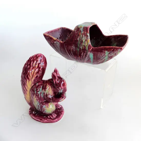 2 PCS STDNEY STUDIO CHINA SQUIRREL H200MM & BASKET DISH L270MM