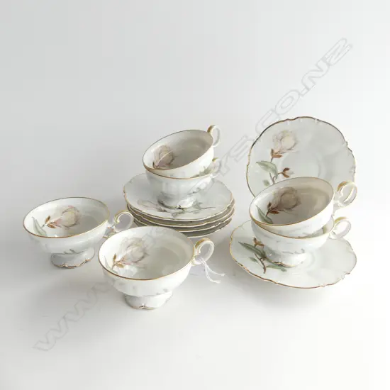 SET 6 HUTSCHENREUTHER SYLVIA CUPS & SAUCERS 