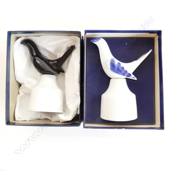 TWO ROYAL WORCESTER PIE FUNNELS UNUSED IN ORIGINAL BOXES