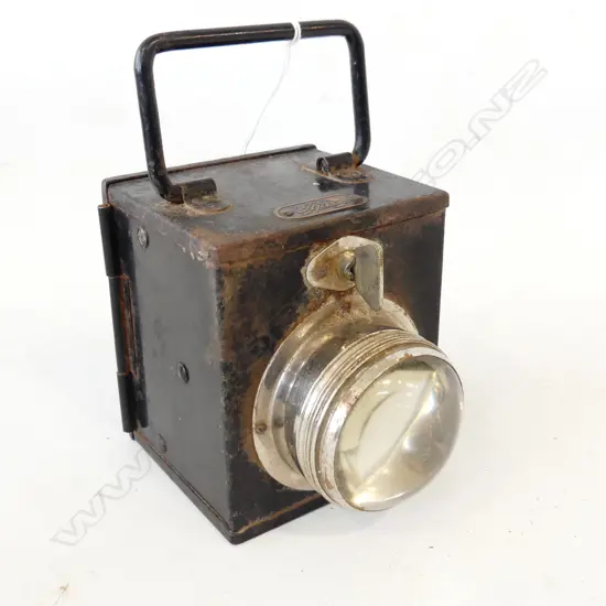 ANTIQUE BULLS EYE LAMP WITH AJAX CRESCENT MOON LABEL H. 160mm