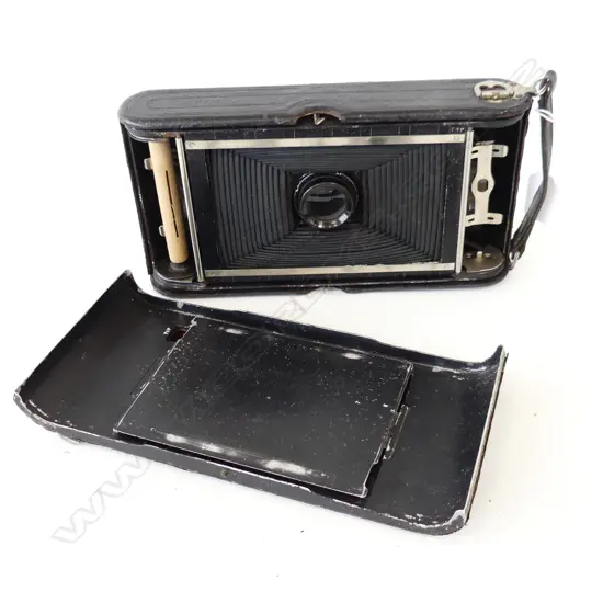 VINTAGE CASED FOLDING CAMERA L240MM