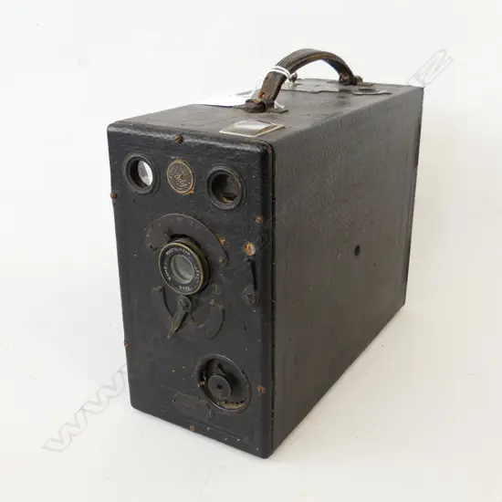 VINTAGE BOX CAMERA THE MIDG N200 H190 L230MM