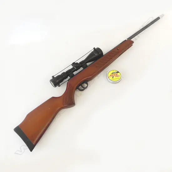 .22 cal COMETA (Spanish) AIRGUN W HAWKE TELESCOPIC SIGHT & TIN OF PELLETS