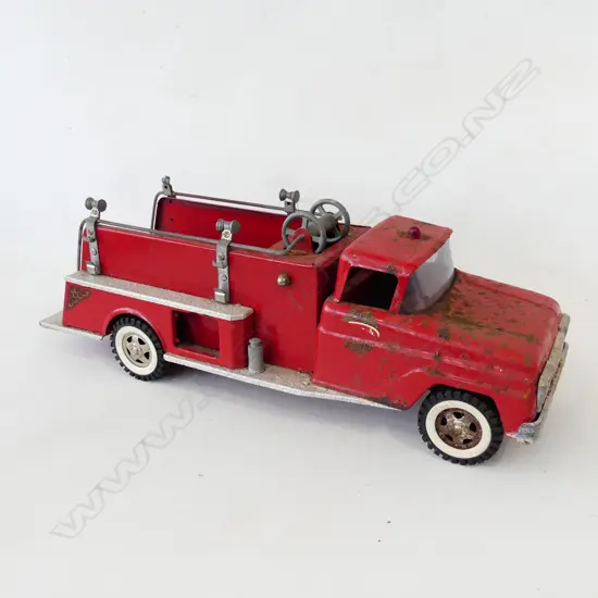 TONKA TIN TOY FIRE ENGINE L440MM