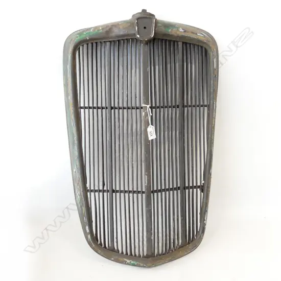 VINTAGE CAR RADIATOR 670x430mm