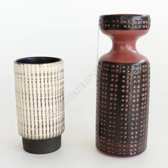 2 MID CENTURY WEST GERMAN POTTERY VASES, H. 150, 225mm