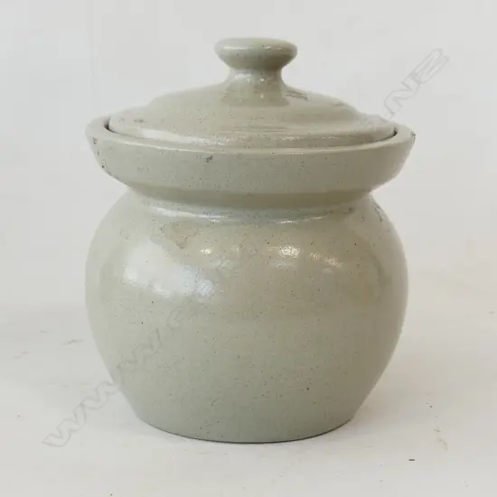 RARE GREY BENHAR POTTERIES JAR WITH SIFTER INSERT H. 210mm