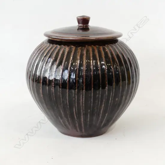 ATTRIBUTED LARGE GRAEME STORM TENMOKU JAR H. 280mm