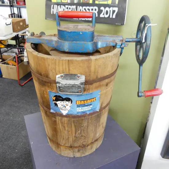 VINTAGE 1950'S BASANT 14 QUART ICE CREAM CHURN H. 680mm
