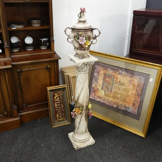 CAPODIMONTE PLINTH H.980mm & URN H.420mm