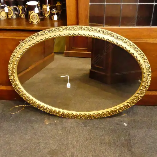 OVAL GOLD FRAMED MIRROR 1020x720mm