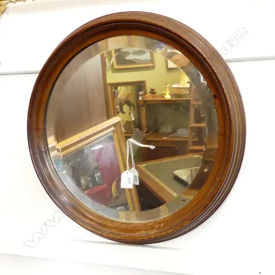 LG OAK FRAMED MIRROR 490mm dia