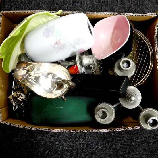 BOX LOT 3 LIMOGES PLATES 300mm dia, PR EP CANDELABRAS, VASES ETC 