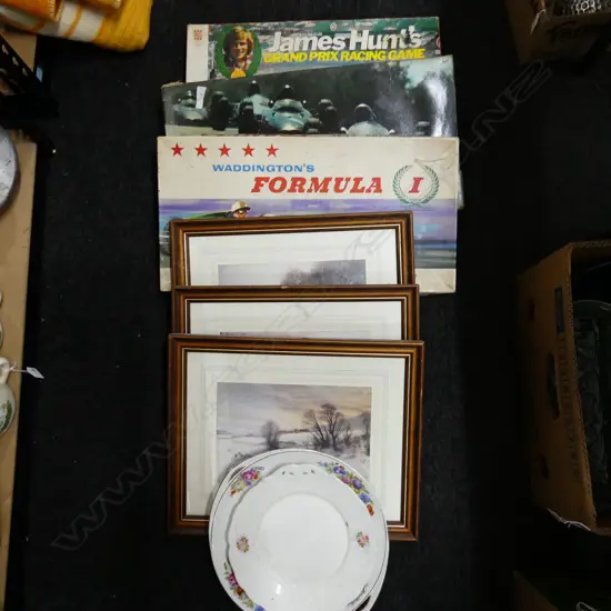 BOX LOT 3 VINTAGE FORMULA 1 GAMES, 3 PRINTS, 2 PLATES