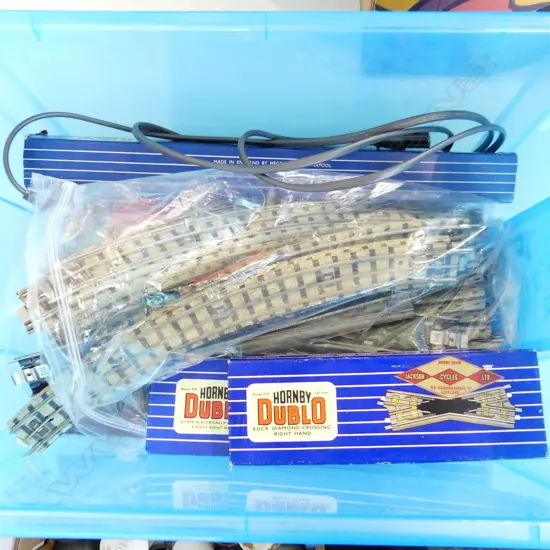HORNBY DUBLO TRAIN SET 