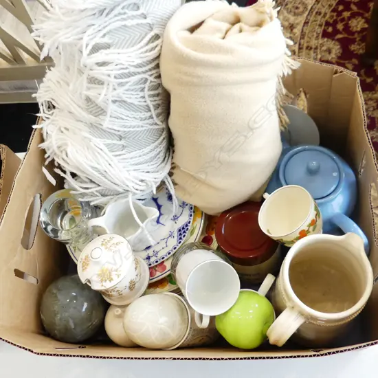 BOX LOT ASST. CHINA, 2 THROWS