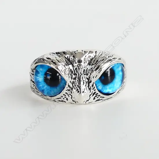 'OL BLUE EYES' SILVER TONE OWL ADJUSTABLE COSTUME JEWELLERY RING